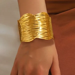 Minimalist Gold Plated Stainless Steel Chunky Textured Open Cuff Bangle Bracelet Women’s Fashion Jewelry for Daily