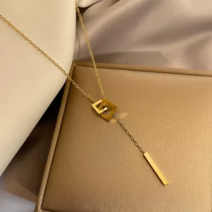 Minimalist Interlocking Square Gold Plated Stainless Steel Link Chain Necklace with Geometric Fashion Layering Pendants Charms