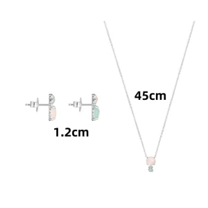 Minimalist Jewelry Sets Add a Touch of Understated Style to Your Casual Work Attire and Weekend Looks