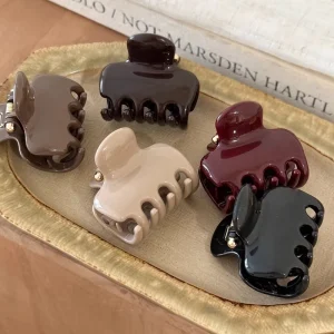 Minimalist Solid Color PC Hair Claw Clip 4cm Small Half Tied Shark Hair Accessory for Women Daily Casual Use