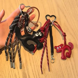Miu style Cute Cartoon PU Leather Big-Eyed Cat Couple’s Keychain Fashionable Bag Charm Knitted Pendant for Wedding & Birthday