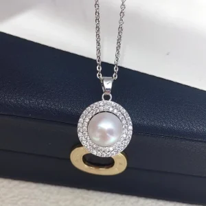 Miuxi Fashion Micro Inlaid Light Luxury AAAAA AAAA Grade Natural Freshwater Pearl Pendant Necklace Sweater Chain Flower Design