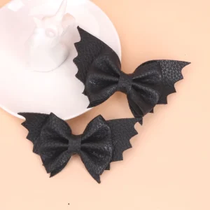 Modern Fashionable Halloween Black Bat Hair Clips Novelty PU Leather Decor for Hair Party Cosplay Accessories