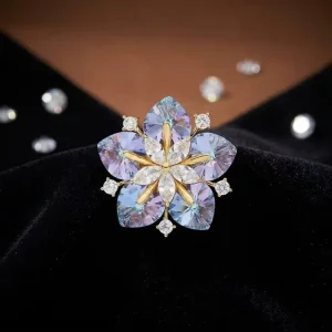 Multi faceted Crystal Floral Beaded Brooches Gold Tone Elegant Lapel Snowflake Pins Outerwear Fashion Trinkets Bulk