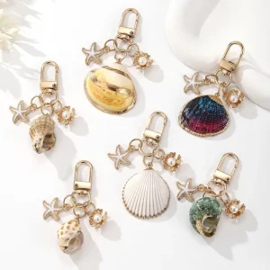 Natural Asymmetrical Shell Keychain Pendant Fashionable and Creative Conch Bag Backpack Charm Hanging Keychain