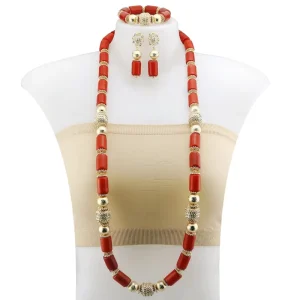 Natural Coral Bead Jewelry Set Hypoallergenic Eye catching Necklace with Gold Plated Earrings Suitable for Party YL135