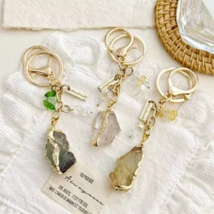 Natural Crystal Metal Keychain Fashionable Charm Backpack Car Key Pendant Couple’s Anniversary Gift