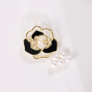Natural Pearls Delicate Minimal Aesthetic Everyday Fashion Jewelry Pearl Stud Earrings