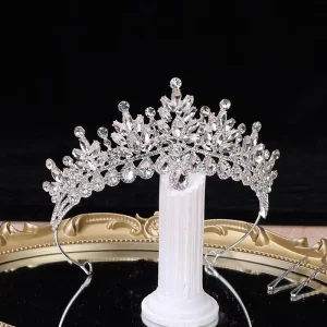 New Arrival Bridal Hair Accessories Silver Plated Queen Rhinestone Tiaras Para Noivas Light Luxury Vintage Crowns and Tiaras