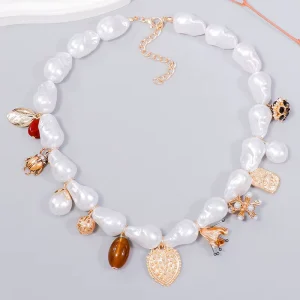 New Arrival Fashion Jewelry Baroque Fashion Multi element Insect Heart Pearl Bead Collarbone Chain Vintage Pearl Necklaces