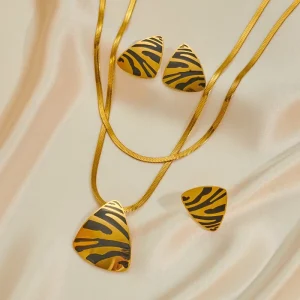 New Arrival Luxury Stainless Steel Jewelry Set Fashion Retro Luxury Triangle Leopard Print Jewelry for Party