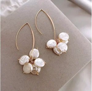 New Arrival Wild Pearl Long Earrings Korean Vintage Earrings for Women Exquisite Fashion Jewelry