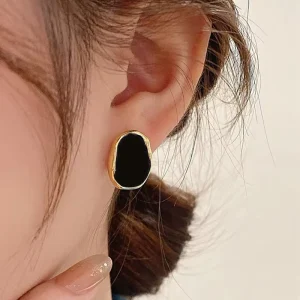 New Black Earrings Irregularity Metal Earring for Women Vintage Jewelry New Design Fashion Aesthetic Earrings Accessories