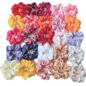 New Custom Girls Elastic Hair Ties Scrunchies Solid Color Satin Fabric Hair Accessories for Woman with Pearl Touch