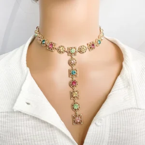 New Design Jewelry Custom Colored Crystal Diamond Trending Jewelry Gold Plated Charms Pendant Necklace For Women