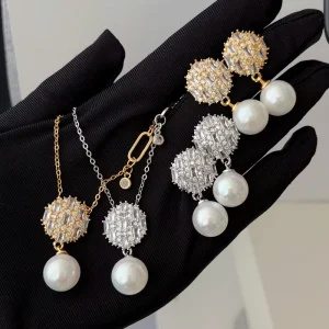 New Design Pearl Set Earrings and Necklace Fashion Jewelry