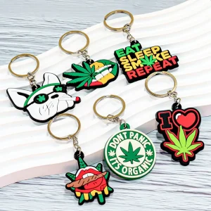 New Fashion Decor PVC Key Rings Custom Colorful Leaves Keychains for Smoking Person in Bulk
