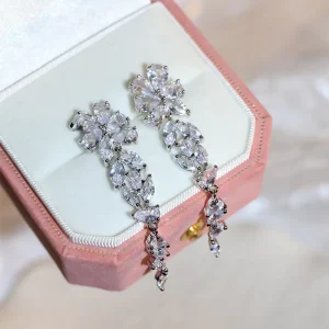 New Fashion High end Design Long Earrings Exquisite Personality Simple Luxury Versatile Temperament Women’s Earrings