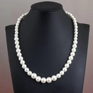 New Fashion Pearl Necklace Glass Pearl Round Bead Collarbone Chain Neck Chain