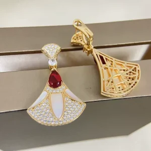 New Fashionable Light Luxury Diamond Inlaid Red Agate White Beimu High Grade Fan Shaped Female Earrings