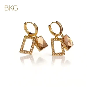 New Retro Vintage Gold Plated Alloy Sparkling Zircon Square Geometric Stud Earrings Women Party Light Luxury Fashion Gift