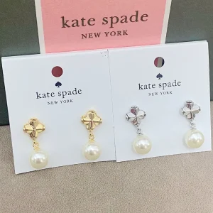 New Romantic Fashionable Niche Design Light Luxury Individual Exquisite Pearl English Letter Shape Sweet Earrings