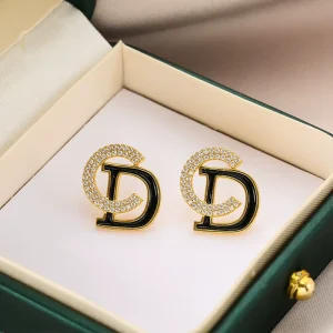 Nice looking Korean Earrings Fashionable Women’s Jewelry with Earrings Set Fashion Stud Earrings