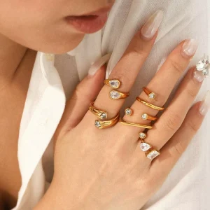 Niche fashion ring