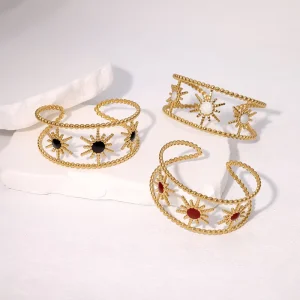 Non tarnish Vintage Retro Hollow Sunflower Drip Oil Bracelet Medieval Niche Design Sense Geometric Exaggeration Stainless Steel