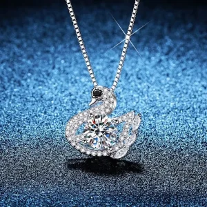 One Carat Moissanite Classic Geometric Swan Necklace Platinum PT950 18K Gold Women’s Lock Versatile Light Luxury Fashion Bone