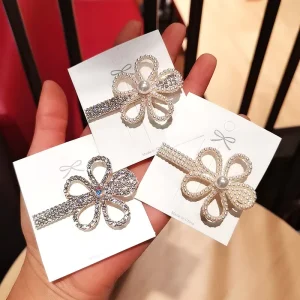 PL Fashion Hair Accessories Female Pearl Crystal Luxury Flower Shape Duckbill Clips Women Girls Hair Clip Rhinestone Hairpin