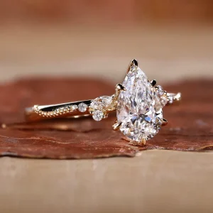 Pear Cut Custom Cluster Lab Grown Diamond Engagement Ring 14K/18K Solid Gold IGI Certified CVD/HPHT VVS Clarity For Women
