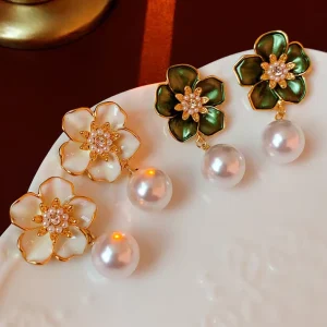 Pearl Earrings Women’s Fragrance Style Flower Retro Earrings Women N2412158