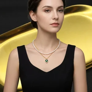 Pearl Necklace for Graduation Flower Pendant Chain Freshwater Pearl Youthful Fashion Gift Jewelry Pearl Necklace
