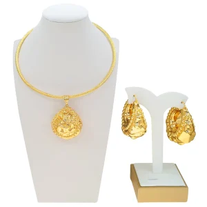 Pendant Necklace Jewelry Charm Big Luxury Necklace for Women Beach Jewelry