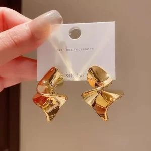 Personality Trendy Fashion Cool Style Geometric Spiral Creative Design Earrings Temperament Versatile Women