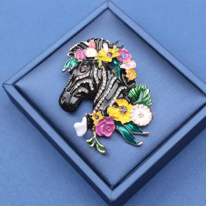 Personalized Drip Enamel Rhinestones Wreath Zebra Avatar Brooch Flower Animal Pin Unisex Fashion Accessories