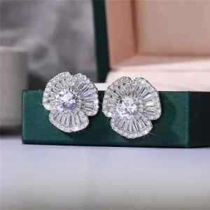 Petal Shaped Design Earring Sparkling Crystal Cubic Zircon Women Wedding Fashion Jewelry Stud Earrings