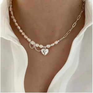 Pinno Silver Plated Vintage Heart Shaped White Baroque Pearl Love Necklace Cuban Chain Choker Fashion Jewelry Women Anniversary