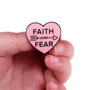 Pins Faith Fear Bible Pullover Verse Enamel Pin Jesus Religious Metal Brooch Lapel Backpack Badge Hard Enamel Jewelry Gift
