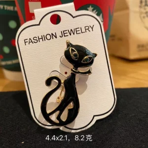 Punk Black Cats Enamel Pins Fashion Killer Animal Brooch Cartoon Lapel Pin Badge Jewelry Gifts for Friends