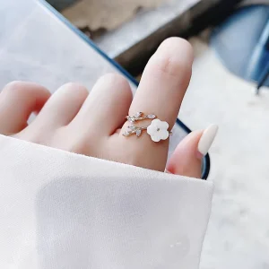 Ready to Ship Mixed Designs Fashion Wedding Rings Korean Style Flowers Rings Jewelry Women