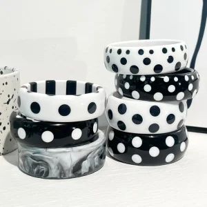 Retro Black White Contrast Pattern Resin Wide Bracelet Extra Wide Acrylic Bangle Jewelry Bangles for Women