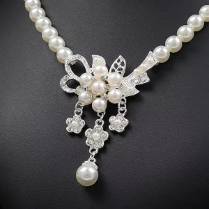 Retro Fringed Design inspired Flower shaped Bow Collar Chain