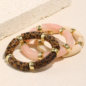 Retro Minimalist Bracelet Hand Accessory for Vacation and Leisure Stainless Steel Bracelet