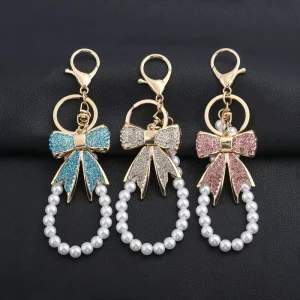 Rhinestone Bow Keychain with Pearl Chain Fashion Crystal Bowknot Keyring for Women’s Bag Charm Handbag Accessories