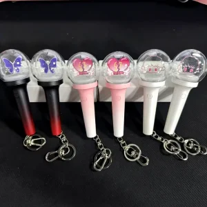Richshining New Luminous Fashionable Keychain Customized logo Fashion Pendant for Party Celebrate Festival Gifts