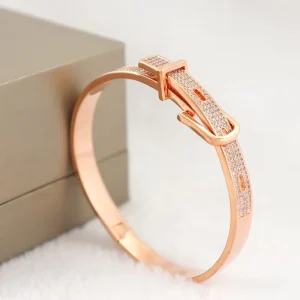 Rose Gold Brass Buckle Female Charm Bracelet For fashion Jewelry for women