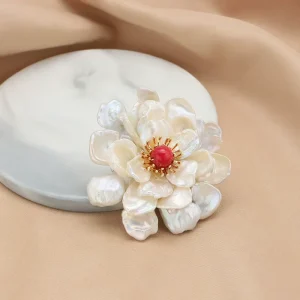 Round Pearl Brooch 9-10mm Golden Pearl Gold Plated Casual Style Birthday Gift Natural Pearl Smooth Surface