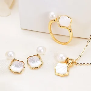 Shell Design Round Freshwater Pearl Jewelry Set 3pcs Necklace Ring Stud Earrings Women Natural Pearl Fashion Gift Wedding